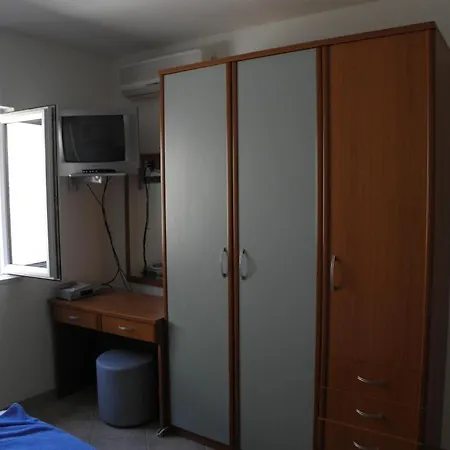 Apartment In With Sea View, Terrace, Air Conditioning, Wifi 3812-6