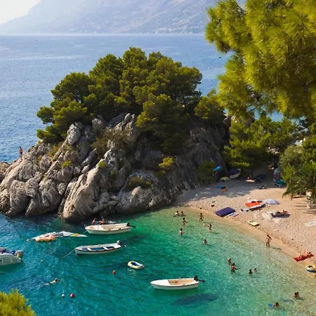 Apartment In With Sea View, Terrace, Air Conditioning, Wifi 3812-6 Podgora (Split-Dalmatia)
